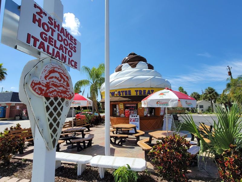 Twistee Treat, St. Pete Beach Twistee Treat, St. Pete Beach