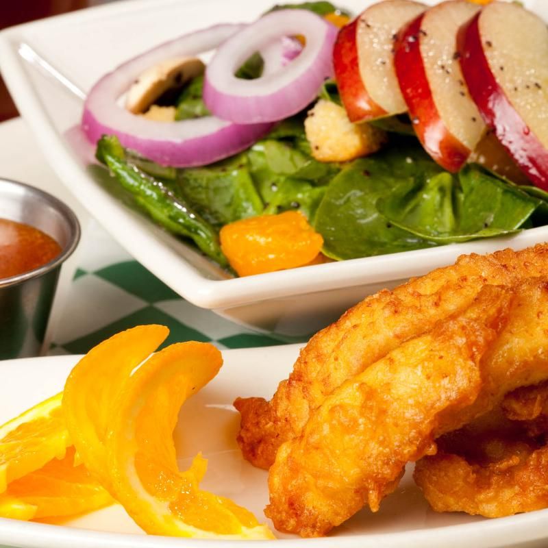 Miss Mamie’s Seafood & Steaks, 3925 16th St, Moline