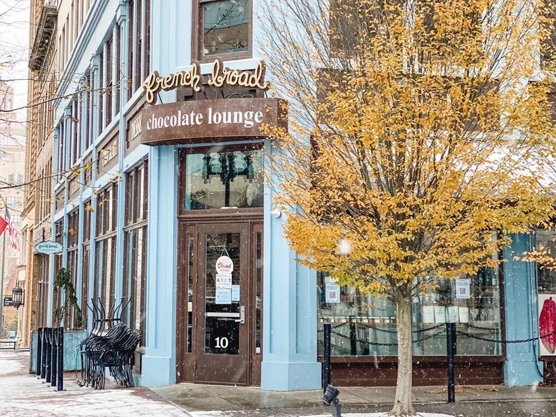 French Broad Chocolate Lounge (Asheville): Mountain-Town Chocolate Heaven