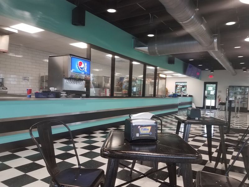 The Moonlite Diner: Where Retro Meets Really Good Food