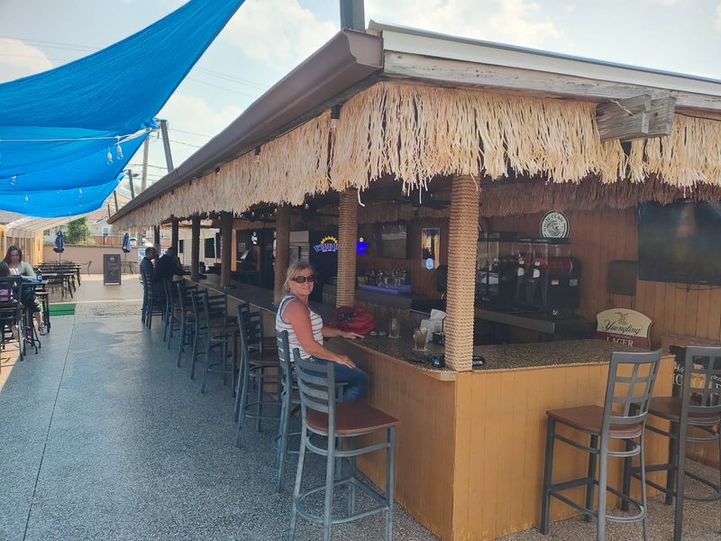 Oasis Pub — Erie, Pennsylvania