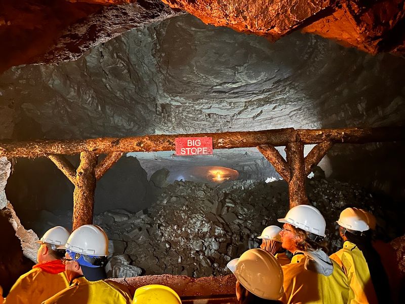 US-2 Disappears Into A Mine Train Detour
