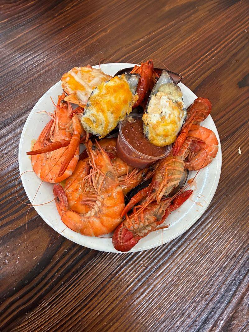 Umi Sushi & Seafood Buffet