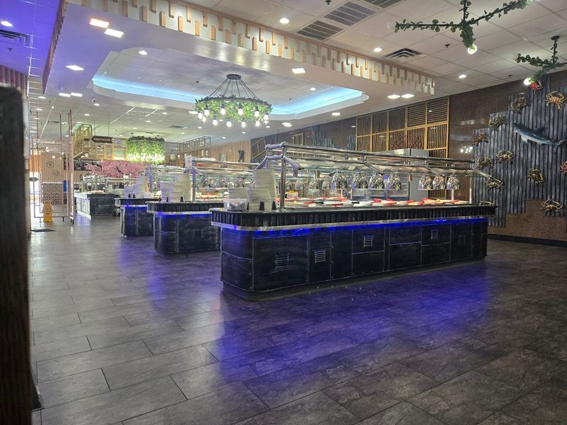 Umi Sushi & Seafood Buffet