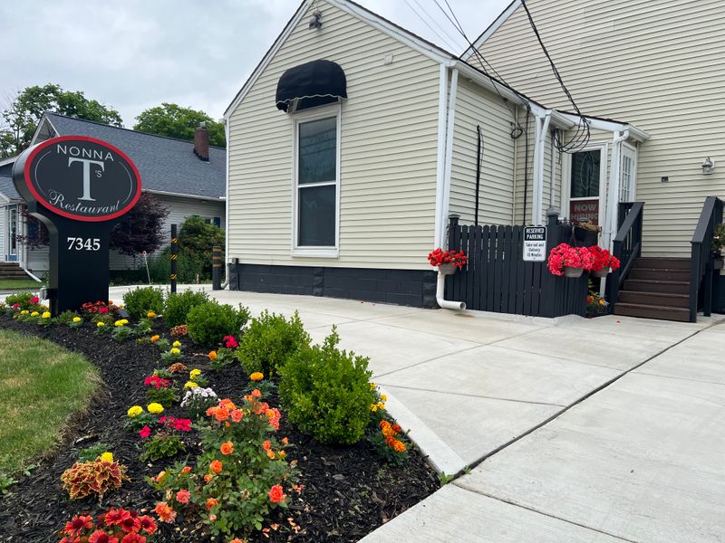 Nonna T’s Restaurant – Mentor