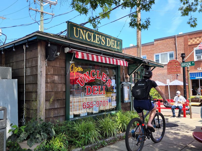 Uncle's Deli Uncle's Deli