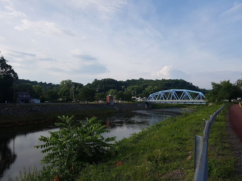 Close To Everything, Far From The Chaos