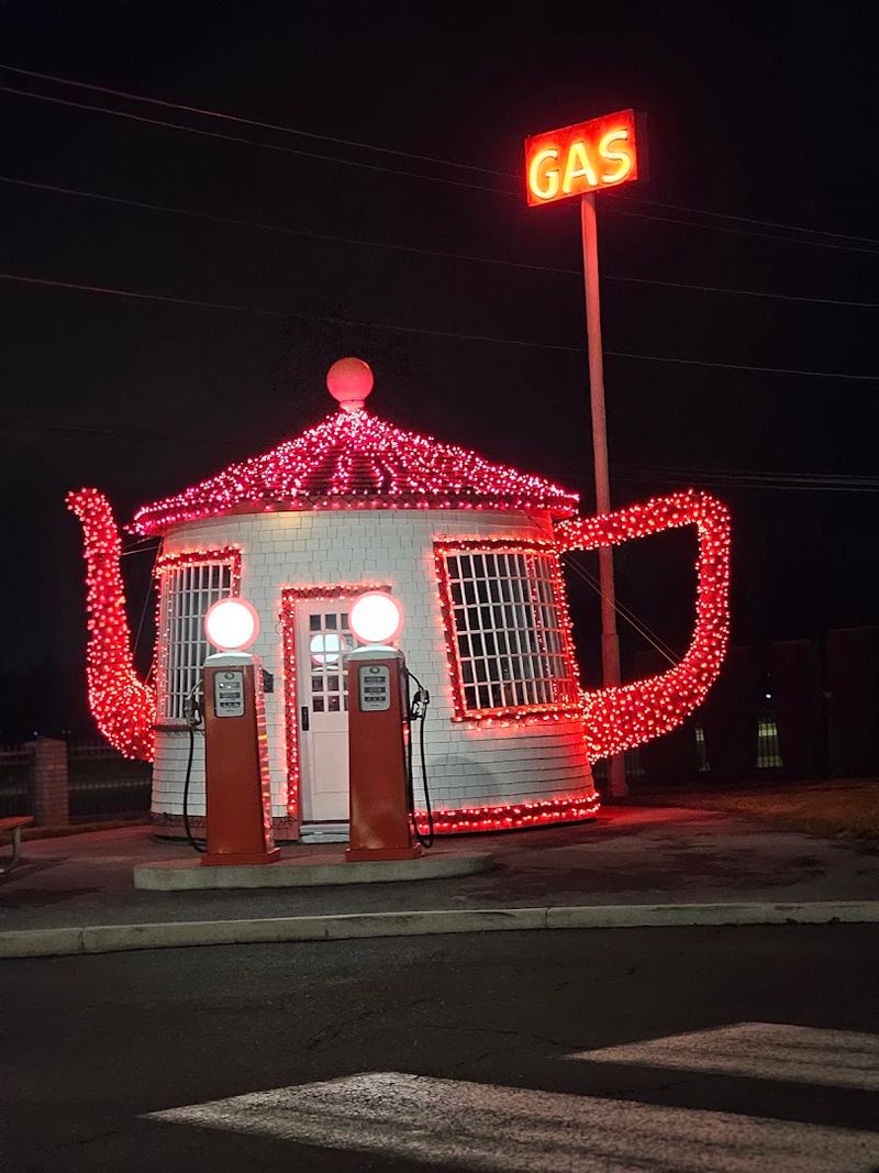 Planning Your Visit To This Roadside Treasure