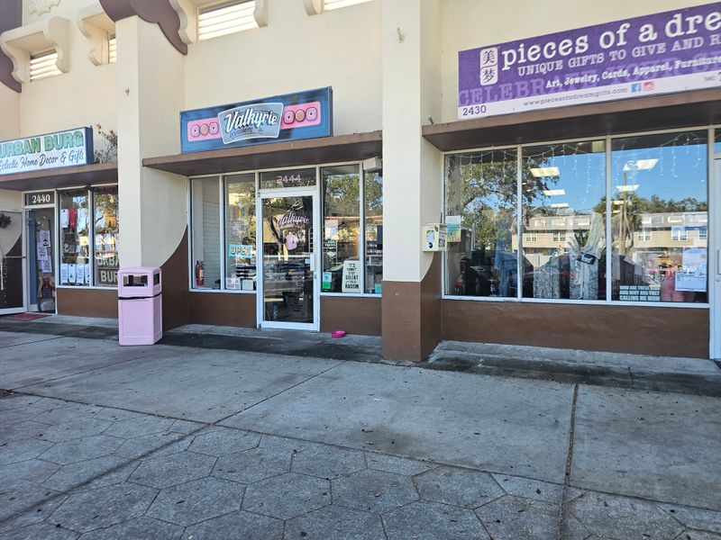 Valhalla Bakery – St Petersburg