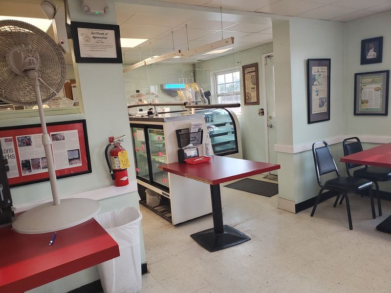 Small Town Setting With Big Flavor Energy