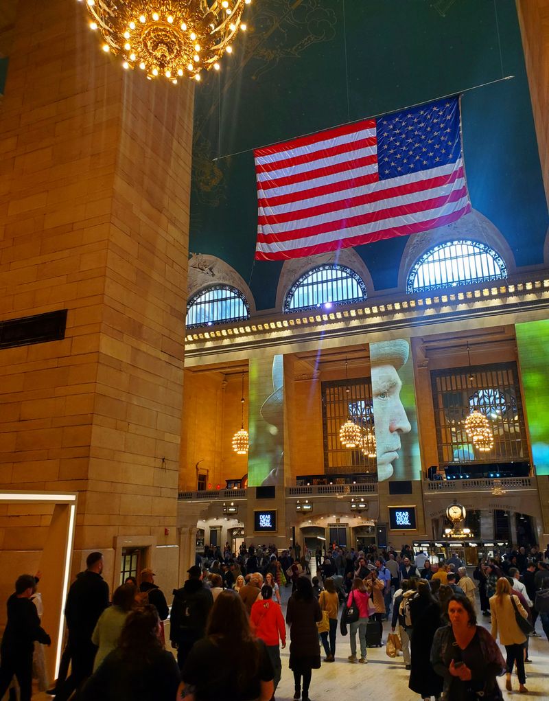 Grand Central Holiday Fair — Vanderbilt Hall, Grand Central Terminal, 89 E 42nd St, New York
