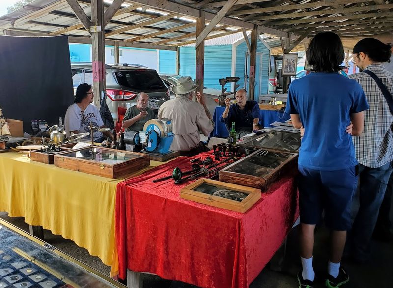 Friendly Vendor Community