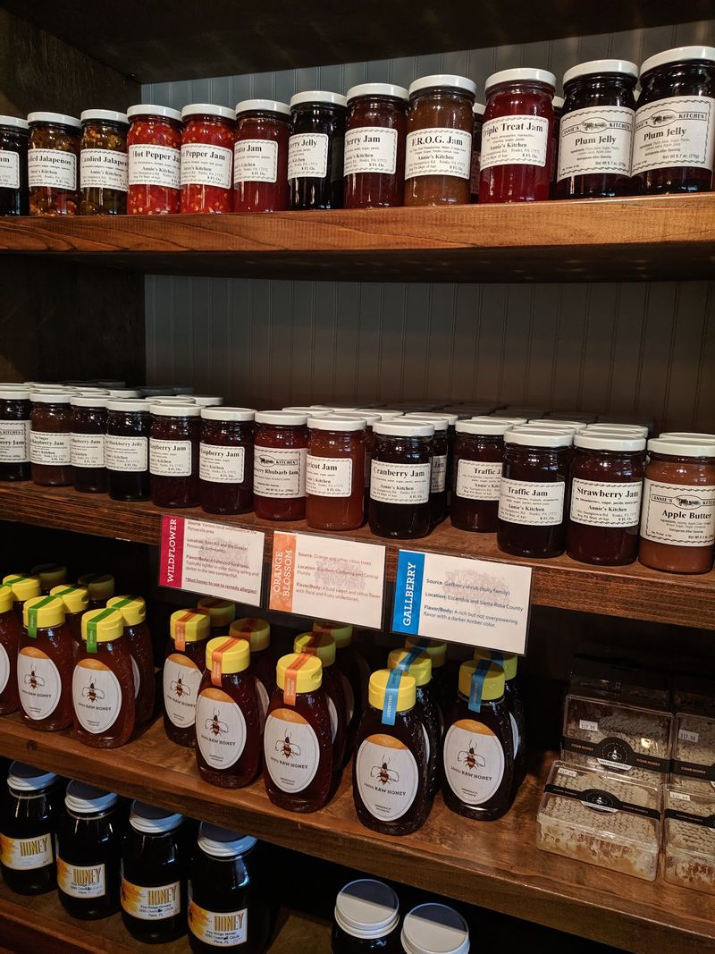 Unique Gifts And Handcrafts