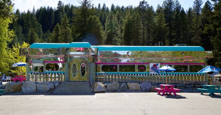 Unique Washington Diner That Belongs On Every Bucket List