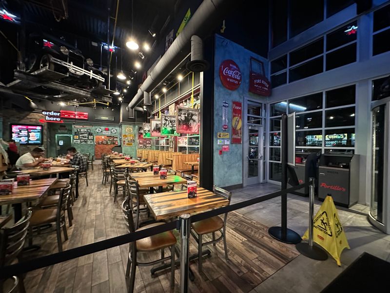 Portillo's – Springfield