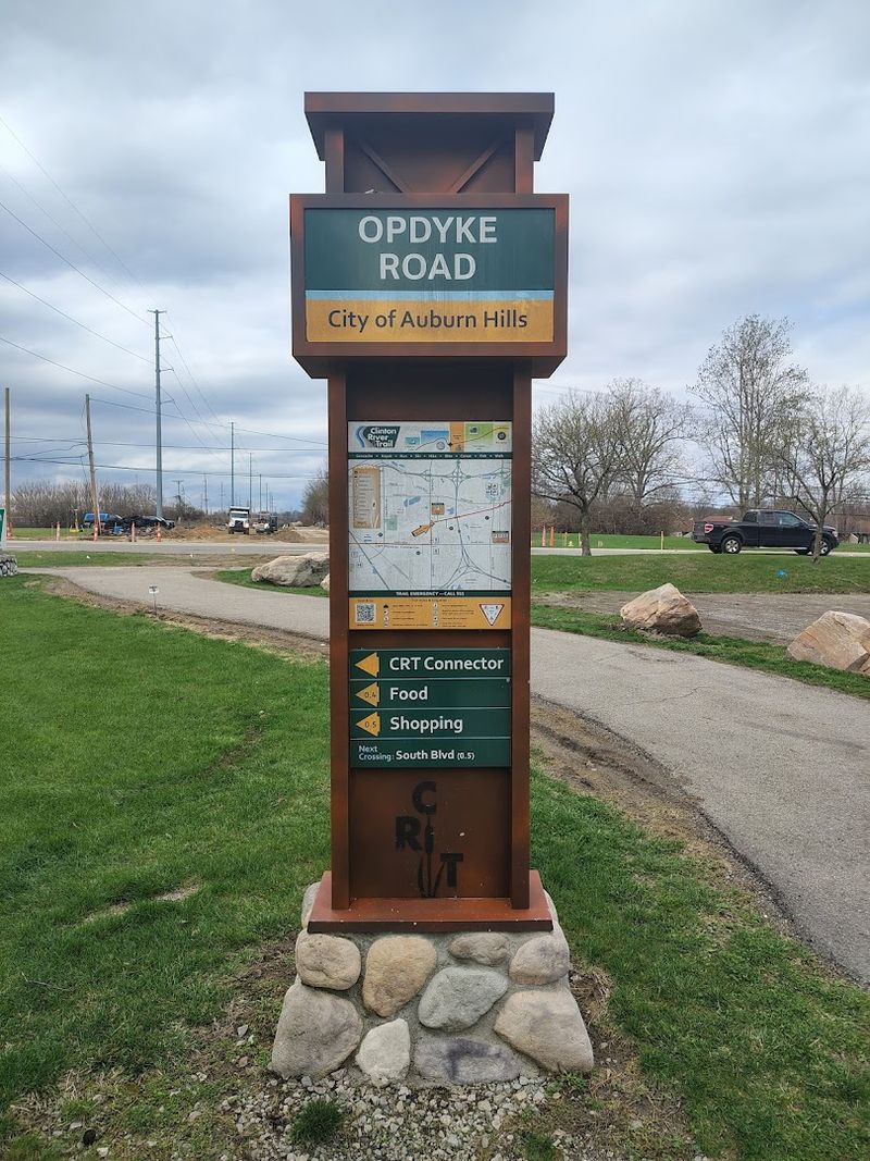 Use Mile Markers And Color-Coded Signs