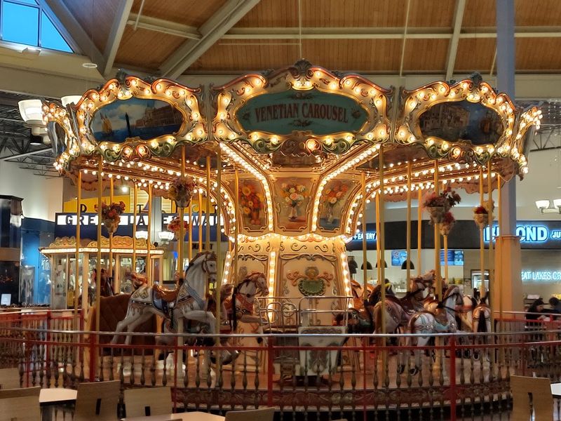 Savor The Food Court Carousel Without Overspending