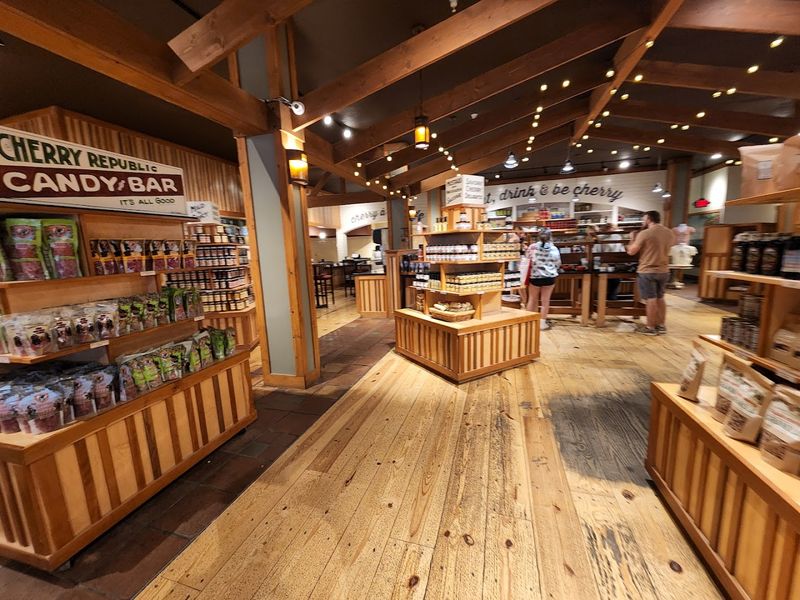 Use The Flagship Itself As Part Of The Experience Use The Flagship Itself As Part Of The Experience