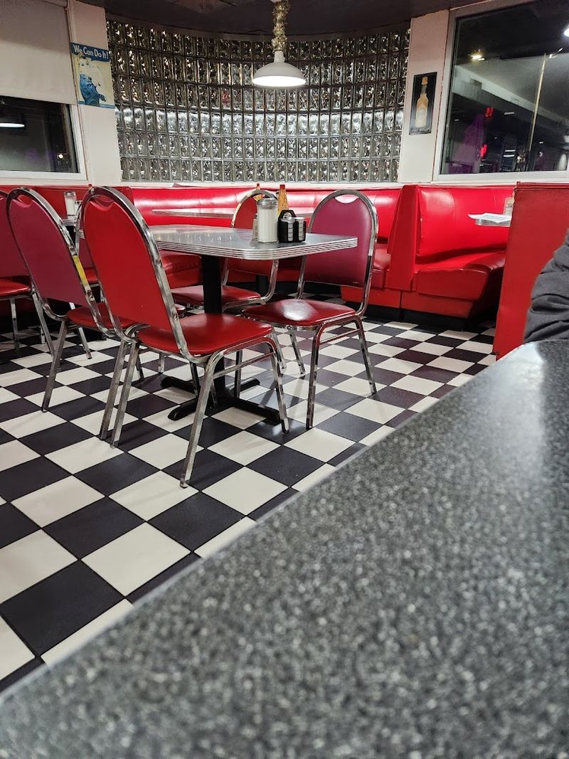 Coffee That Can Carry Breakfast