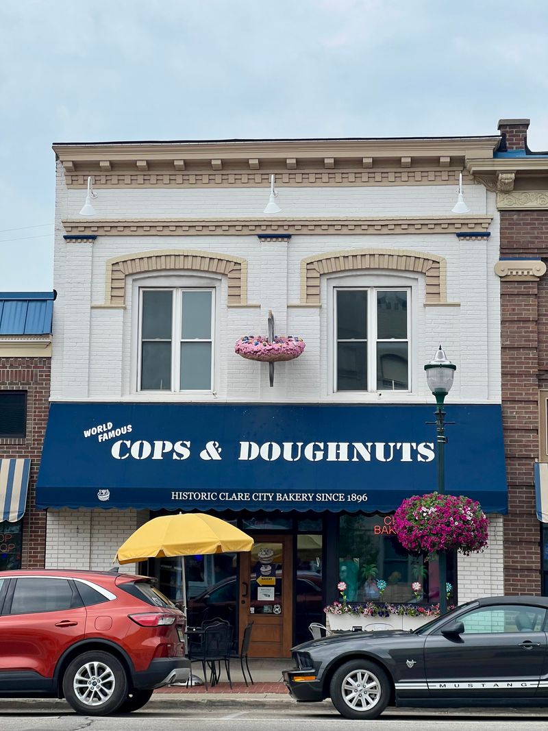 Plan Around Hours And Parking