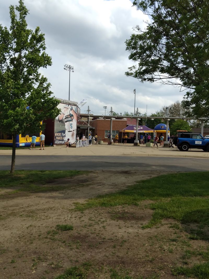 Use The Twelve Concession Outlets Wisely