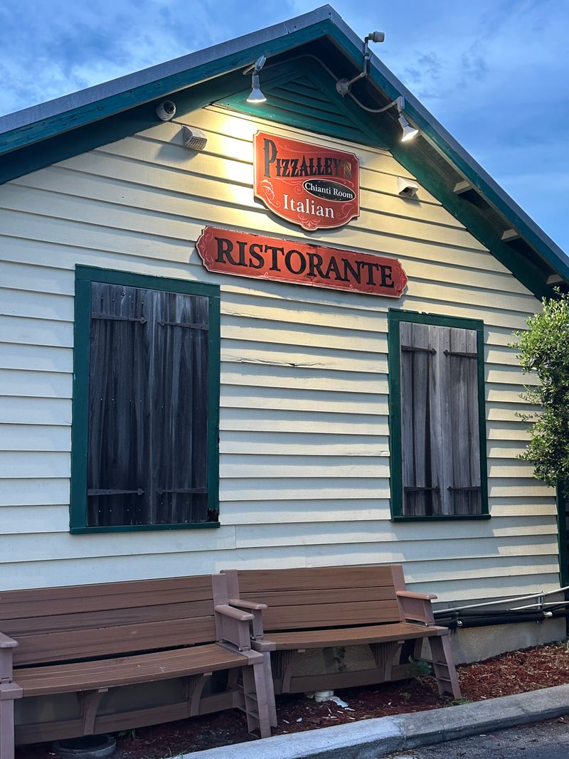 Pizzalley's Chianti Room — St. Augustine, FL