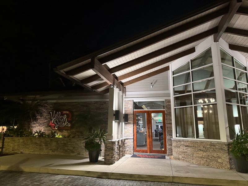 Valley Smoke Restaurant