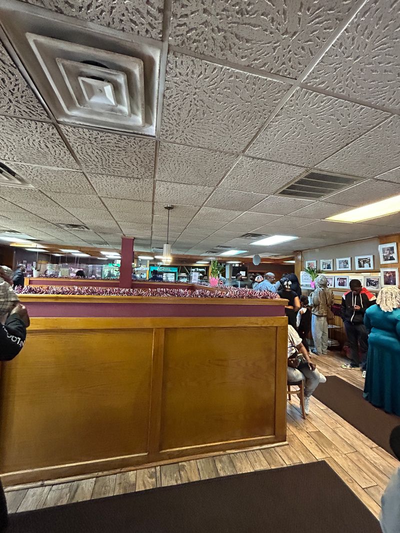 MacArthur's Restaurant