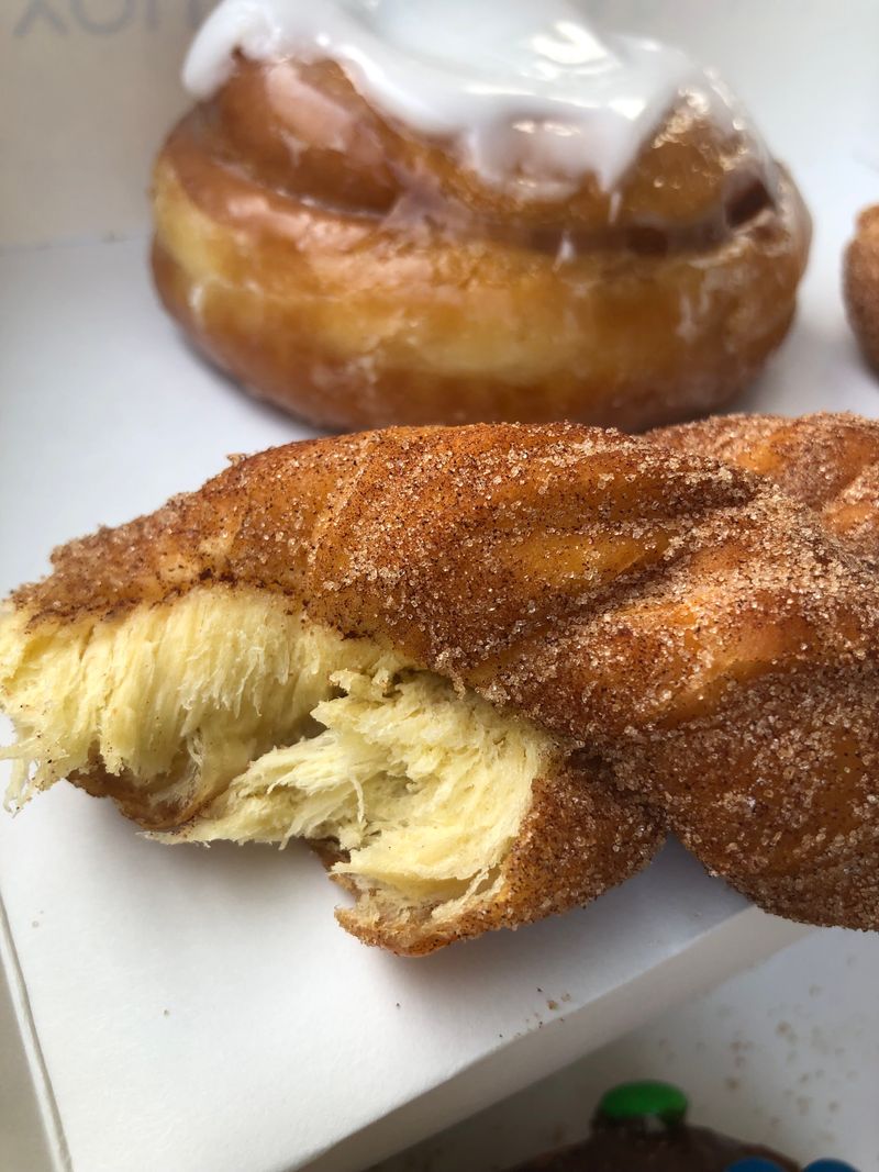 Hours, Freshness, And Sell-Out Tips