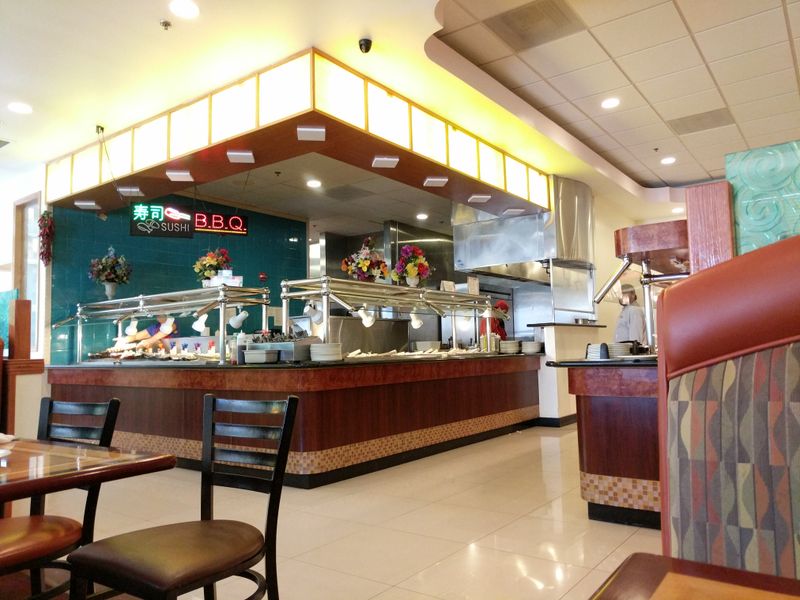 Clean Dining Space That Enhances The Experience