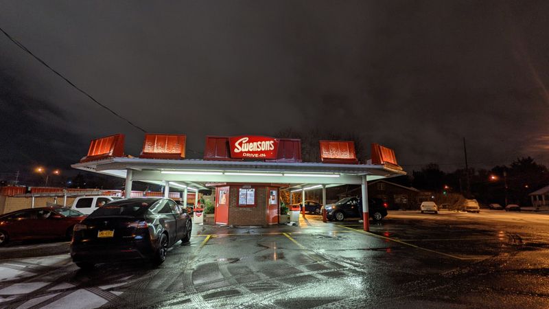 Mobile Ordering and Modern Convenience