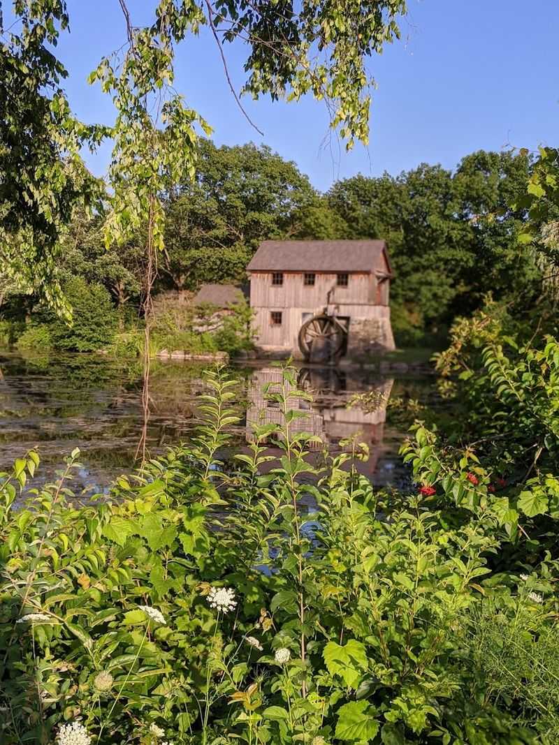 Midway Village Museum, Rockford