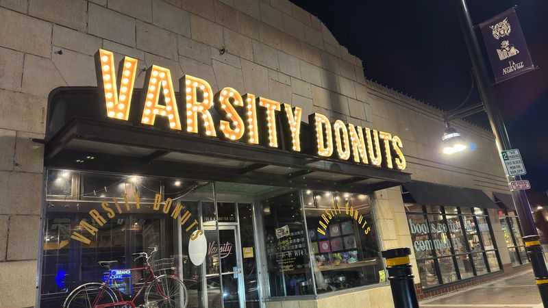 Varsity Donuts