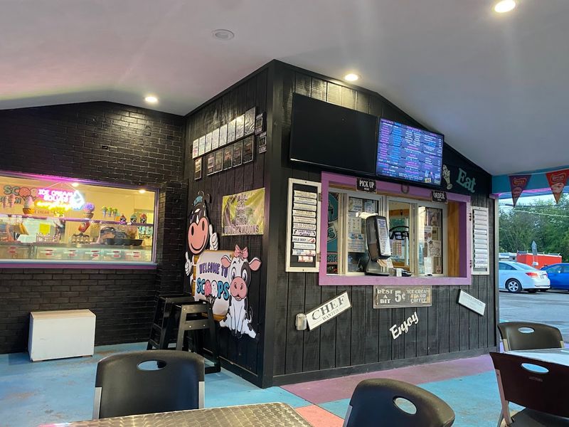 Scoops Frozen Treats, Mansfield
