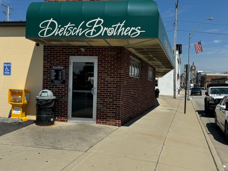 Dietsch Brothers Fine Chocolates and Ice Cream, Findlay