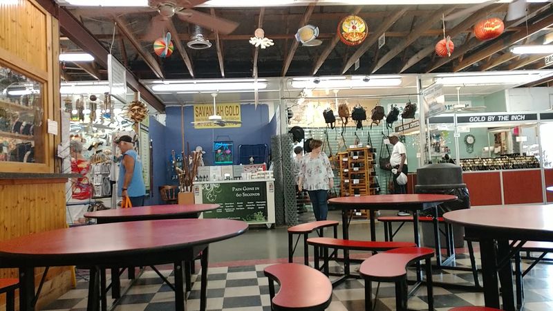 Book Lover's Paradise In The Back Rows