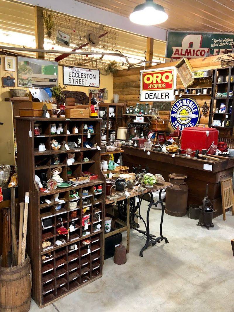 Vintage Pieces That Add Character to Any Home