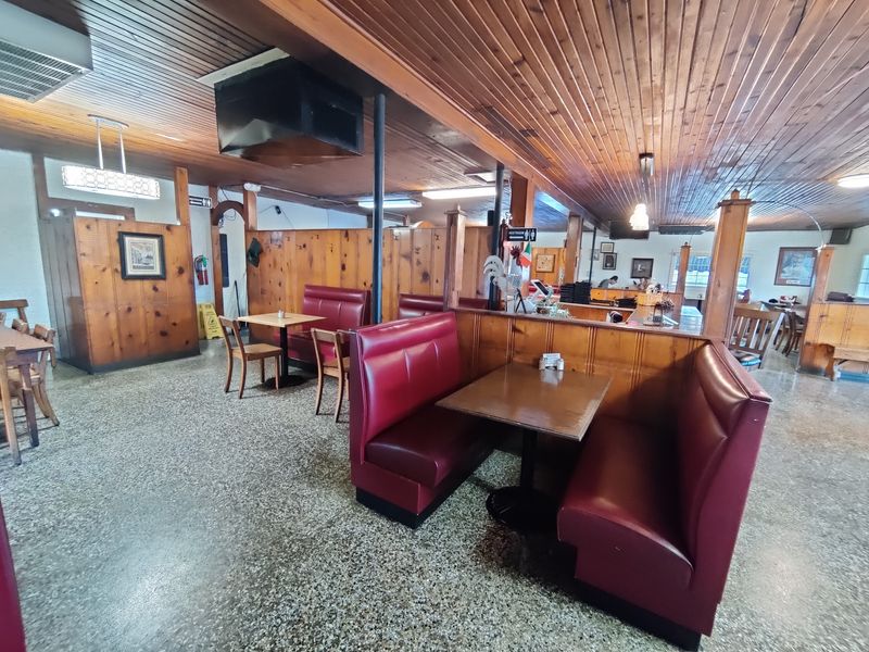Venesian Inn, Springdale