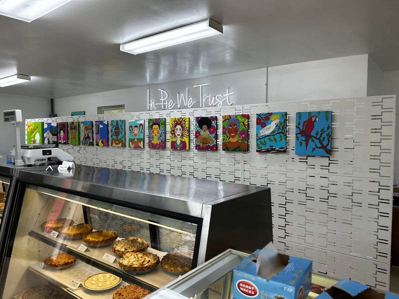 House Of Pies, Alanson