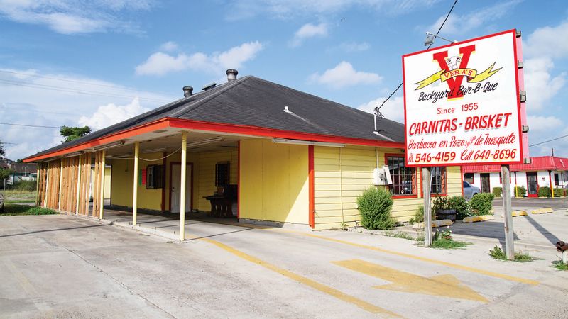 Vera's Backyard Bar‑B‑Que (Brownsville)