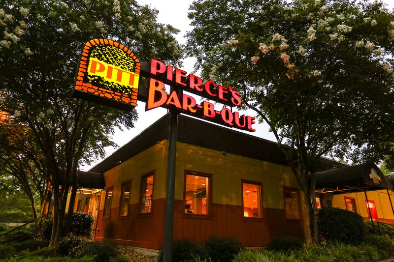 Virginia: Pierce's Pitt Bar-B-Que