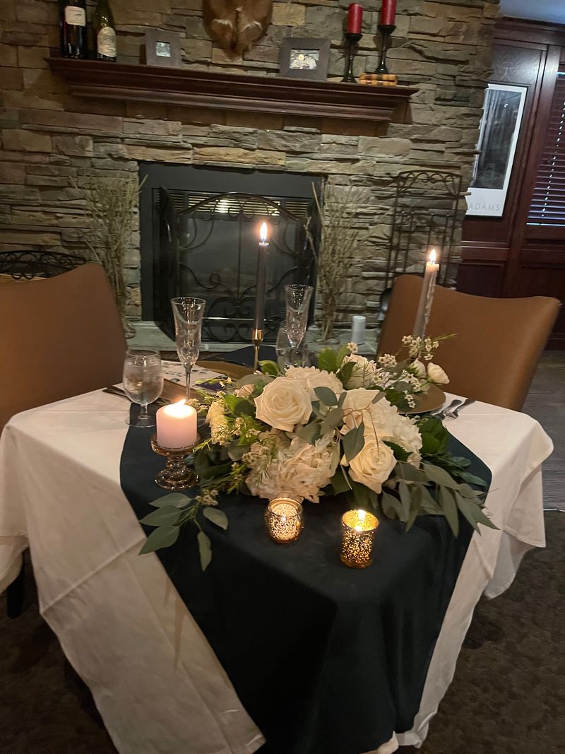 River Grille Steakhouse, Benton