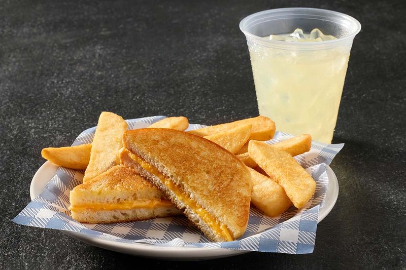 Old Country Store Restaurant (Lorman)