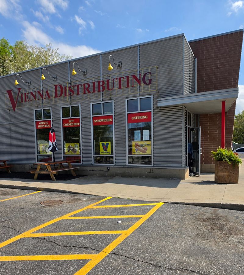 Vienna Distributing Company of Ohio, Cleveland