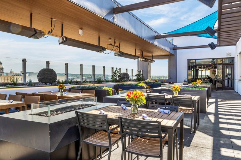 Lumen8 Rooftop Social – Colorado Springs