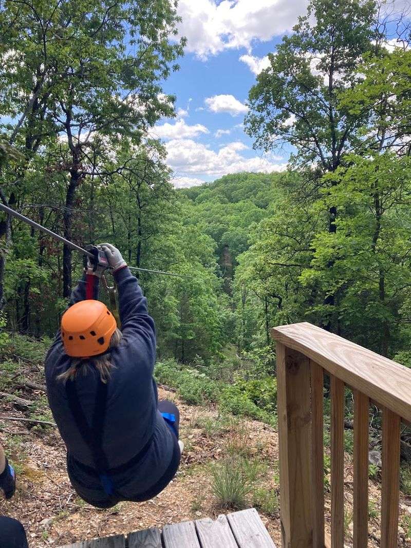 Guided Landings With Controlled Braking Systems