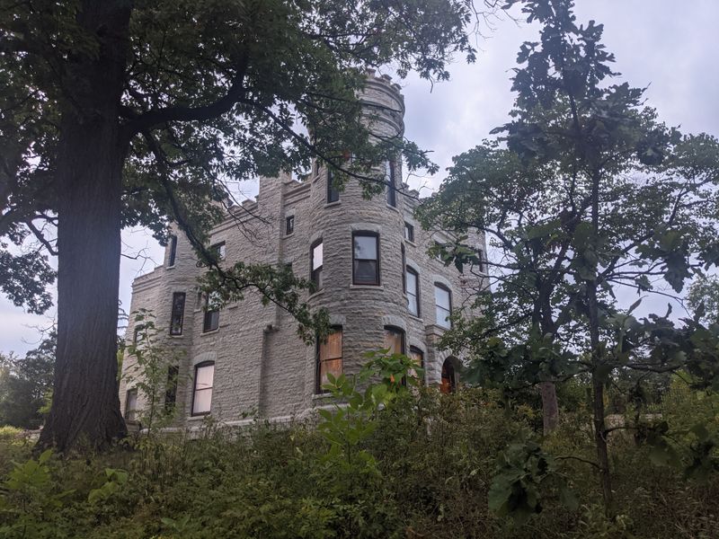The Givins Castle – Chicago, IL