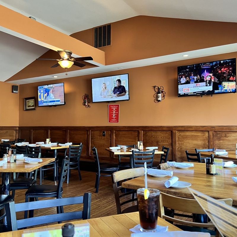 Hurley Mountain Inn - The Hudson Valley's Biker-Friendly Feast Spot