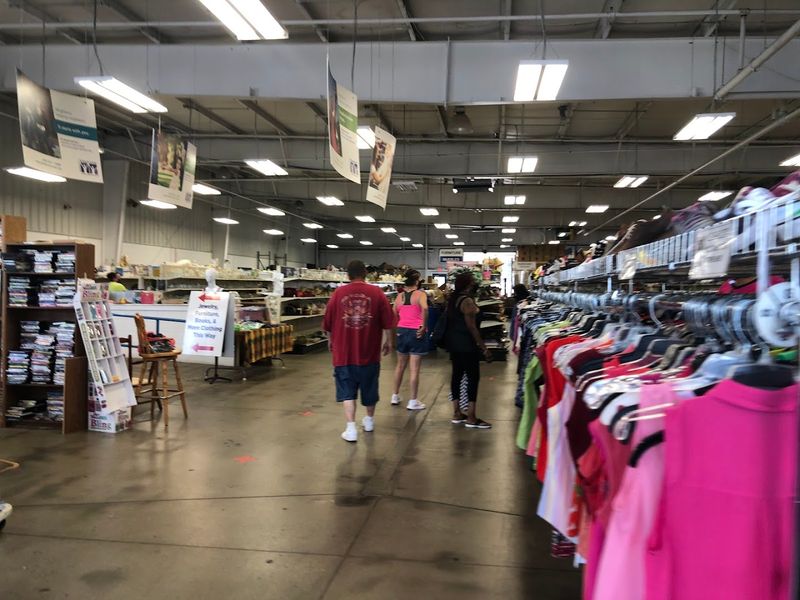 Western Hills Thrift Store, Cincinnati, OH