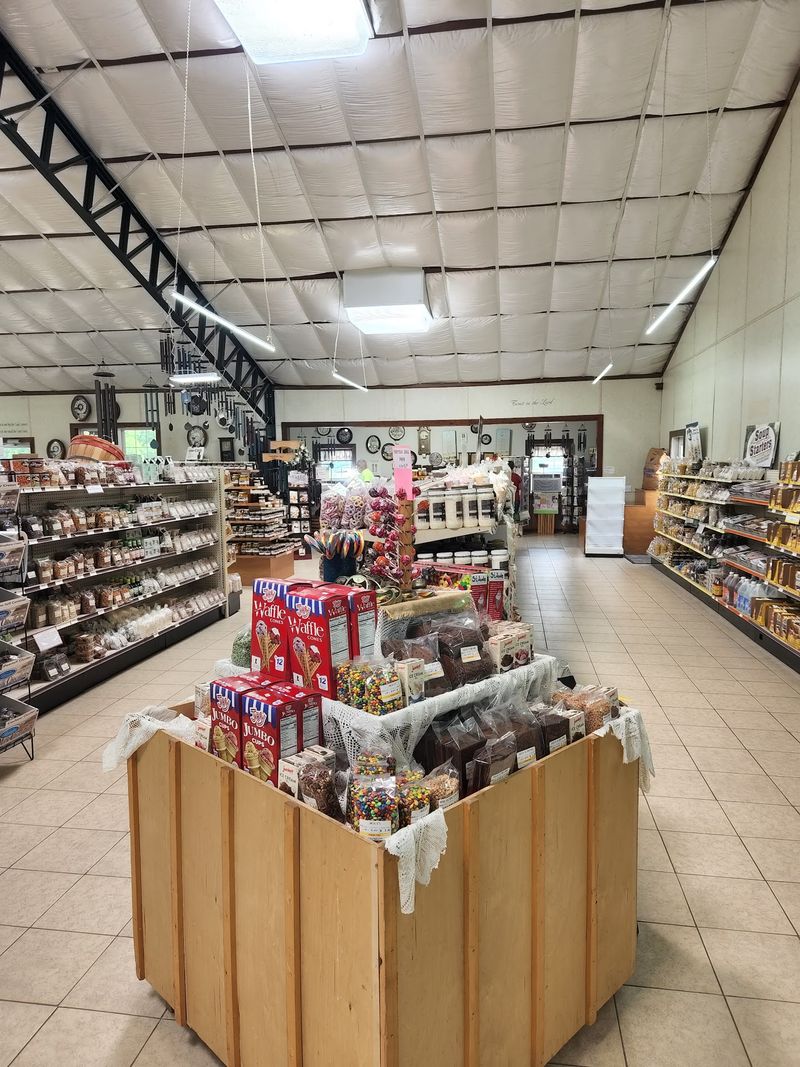 Villas Country Store, Flat Rock, IL